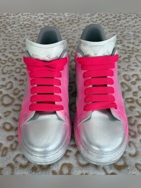 Alexander McQueen Silver & Hot Pink Low-Top Sneakers Men’s Size: 10 US / EU 43